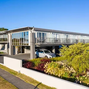 Motor 4* Lago Taupo